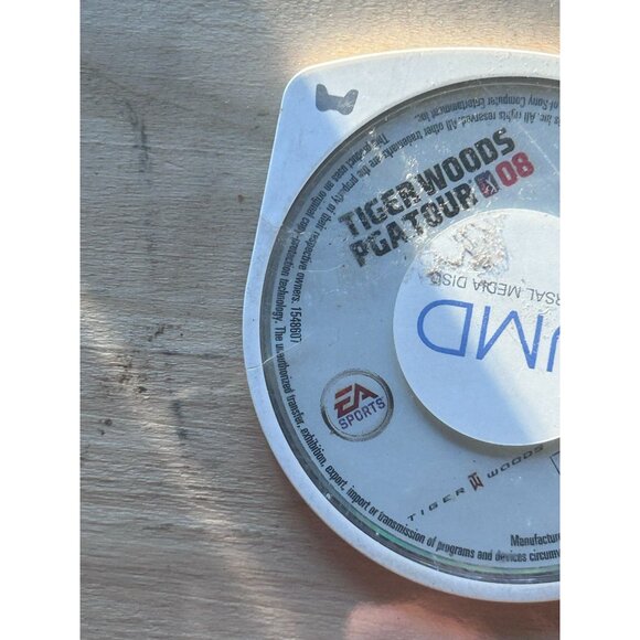 Tiger Woods PGA Tour 08 Sony PSP Video Game Disc 2007 - Picture 2 of 6